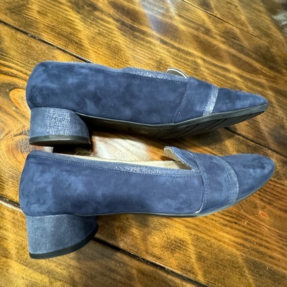 AMALFI by Rangoni navy suede blue round block heel NWOT size 11 - Picture 3 of 11